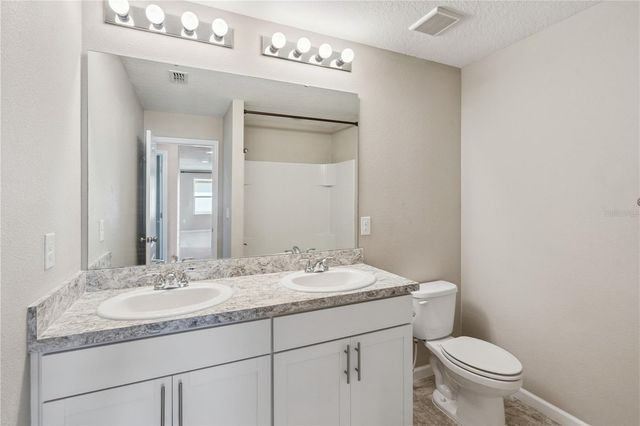 1686 GENTLE BREEZE DRIVE, St Cloud, FL 34771