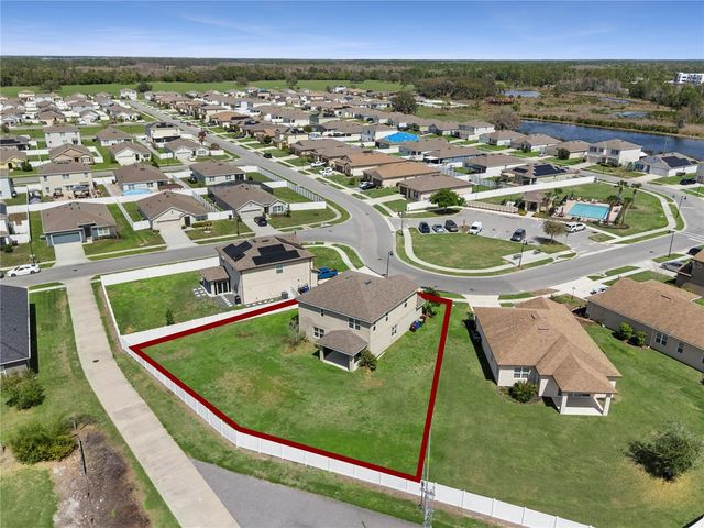 1686 GENTLE BREEZE DRIVE, St Cloud, FL 34771