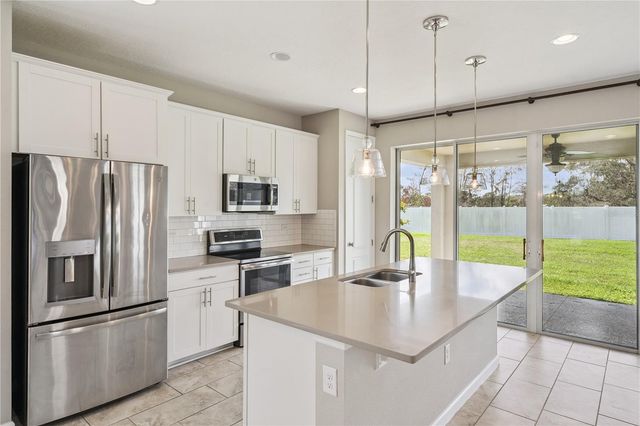 1686 GENTLE BREEZE DRIVE, St Cloud, FL 34771