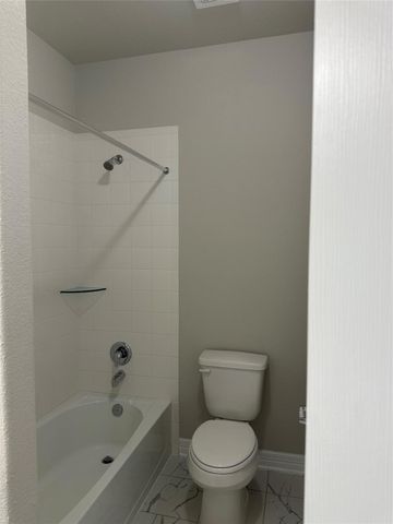 13034 Rowan Green Drive, Humble, TX 77346