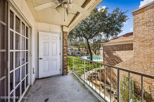 5201 ATLANTIC Boulevard 104, Jacksonville, FL 32207