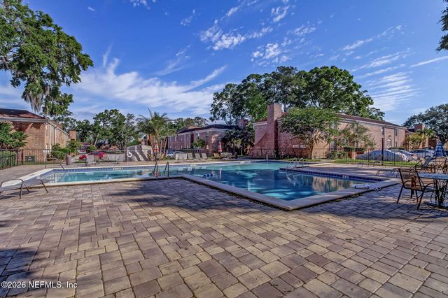 5201 ATLANTIC Boulevard 104, Jacksonville, FL 32207