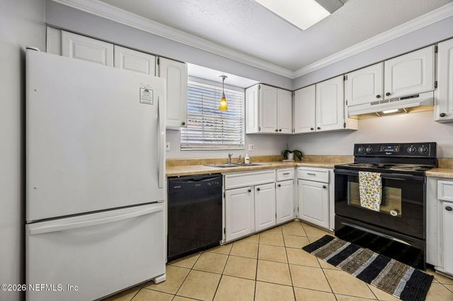 5201 ATLANTIC Boulevard 104, Jacksonville, FL 32207