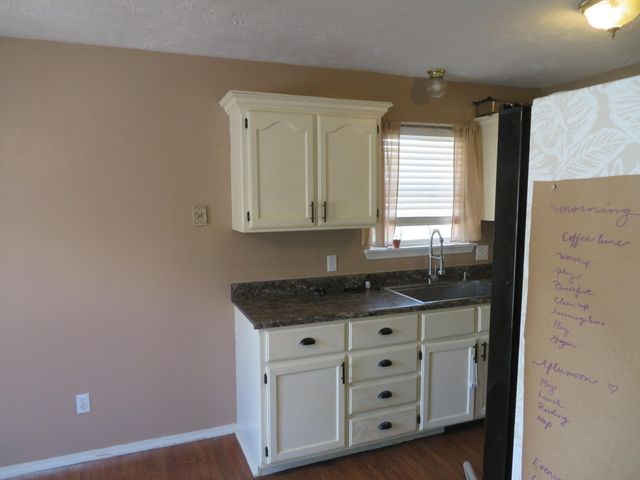 110 Holly Ridge Road, Willard, MO 65781