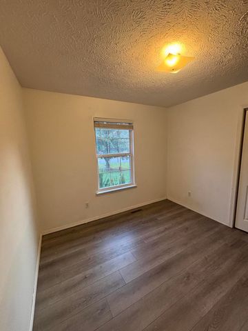110 Holly Ridge Road, Willard, MO 65781