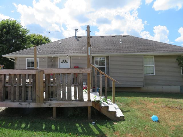110 Holly Ridge Road, Willard, MO 65781