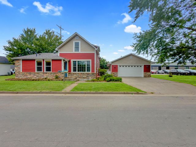 616 N Pierce Avenue, New Richmond, WI 54017