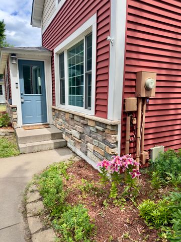 616 N Pierce Avenue, New Richmond, WI 54017