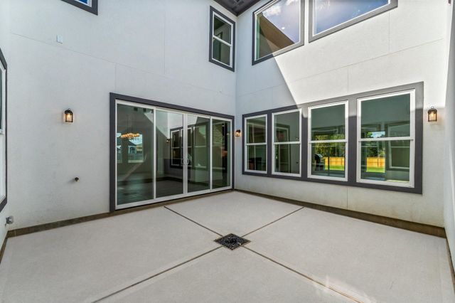 23315 Vista De Tres Lagos Drive, Spring, TX 77389