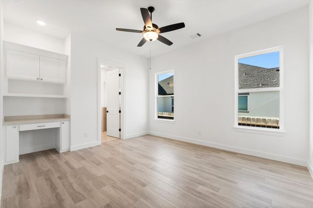 23315 Vista De Tres Lagos Drive, Spring, TX 77389