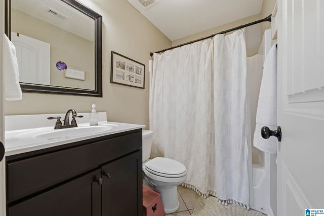 305 LAKE RIDGE DRIVE, Trussville, AL 35173