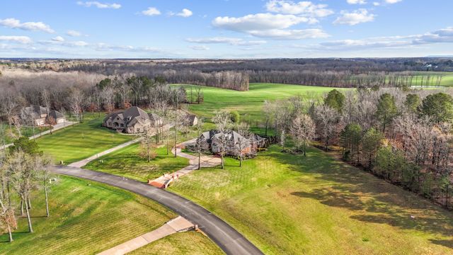 446 Waterford Dr, Manchester, TN 37355