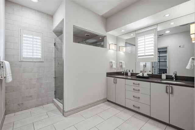 5211 Miller Avenue, Dallas, TX 75206