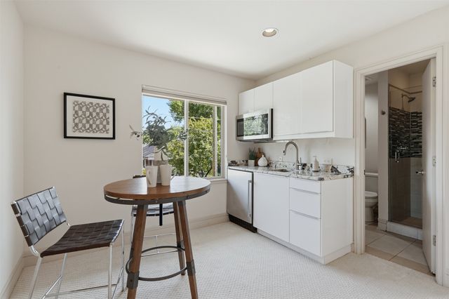 5211 Miller Avenue, Dallas, TX 75206