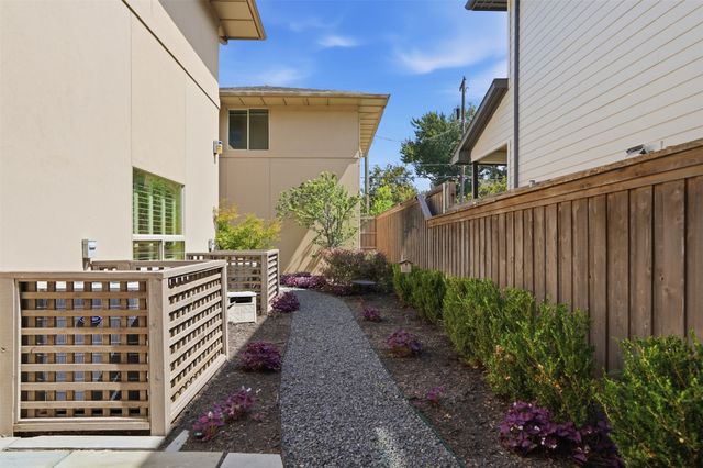 5211 Miller Avenue, Dallas, TX 75206