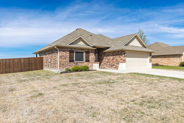 414 Mesa Drive, Lone Oak, TX 75453