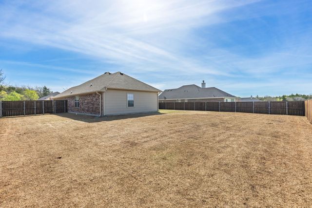 414 Mesa Drive, Lone Oak, TX 75453