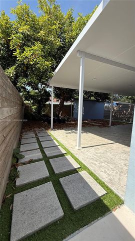 1380 SW 20th St 1380, Miami, FL 33145