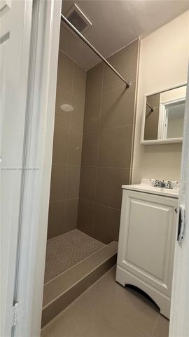1380 SW 20th St 1380, Miami, FL 33145