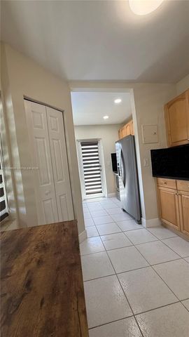 1380 SW 20th St 1380, Miami, FL 33145