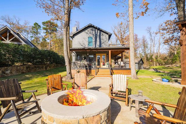 157 Naus Dr, Winnsboro, TX 75494