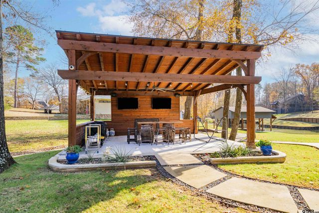 157 Naus Dr, Winnsboro, TX 75494