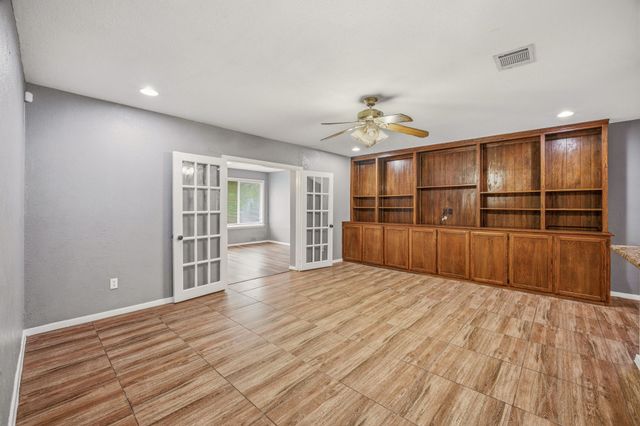 1602 Marie Terrace, Arlington, TX 76010