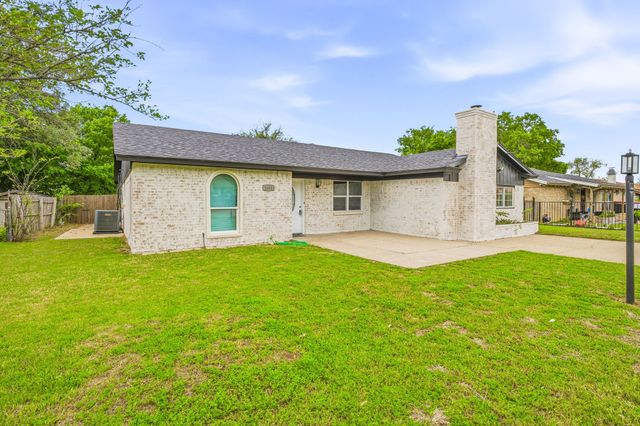 1602 Marie Terrace, Arlington, TX 76010