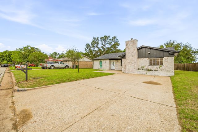 1602 Marie Terrace, Arlington, TX 76010