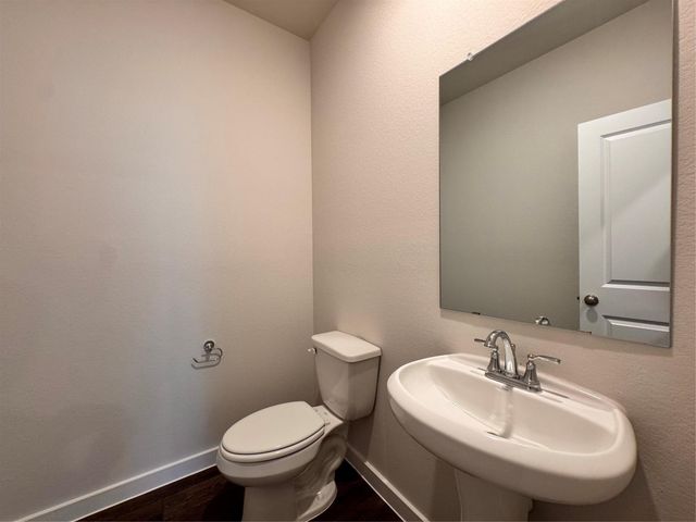 111 County Road 5102 B, Cleveland, TX 77327
