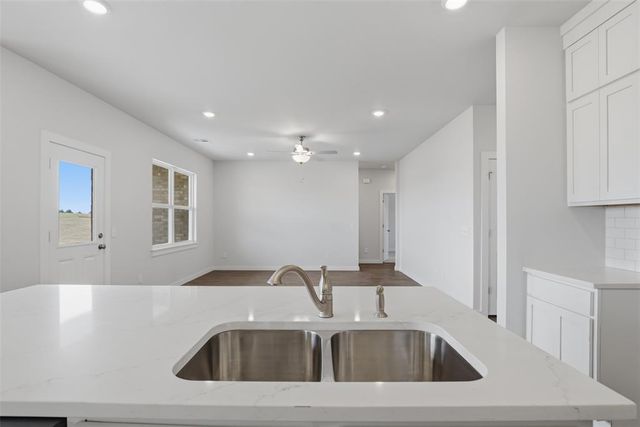 385 Cumberland Drive, Guthrie, OK 73044