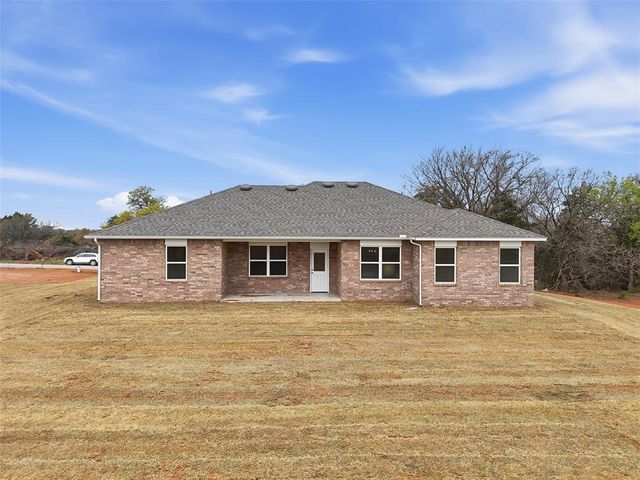 385 Cumberland Drive, Guthrie, OK 73044