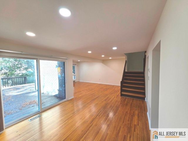 375 Willowbrook Drive, North Brunswick, NJ 08902