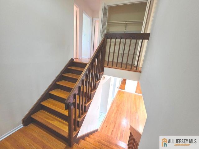 375 Willowbrook Drive, North Brunswick, NJ 08902