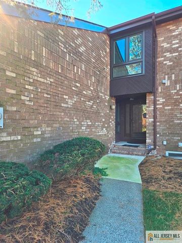 375 Willowbrook Drive, North Brunswick, NJ 08902