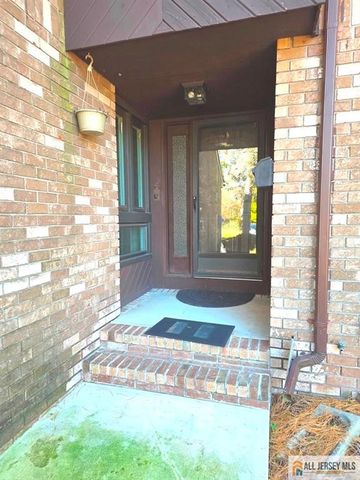 375 Willowbrook Drive, North Brunswick, NJ 08902