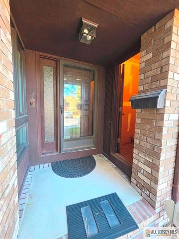 375 Willowbrook Drive, North Brunswick, NJ 08902