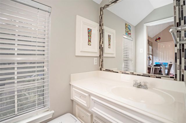 122 Crystal Reef Drive, League City, TX 77573