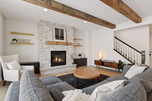 5290 Rolling Hills Parkway, Victoria, MN 55386