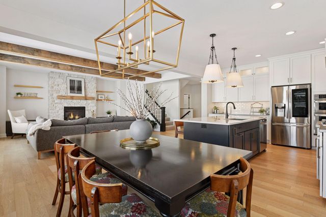 5290 Rolling Hills Parkway, Victoria, MN 55386