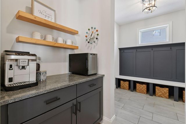 5290 Rolling Hills Parkway, Victoria, MN 55386