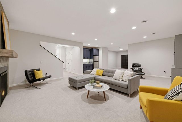 5290 Rolling Hills Parkway, Victoria, MN 55386