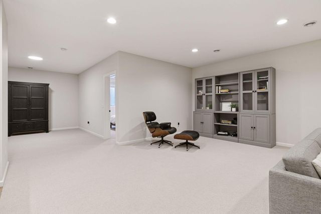 5290 Rolling Hills Parkway, Victoria, MN 55386