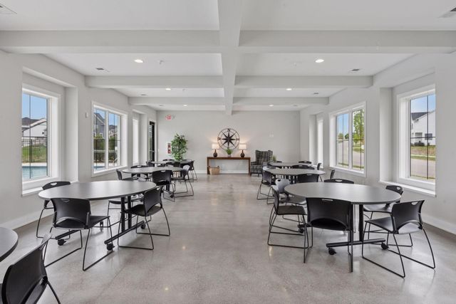 5290 Rolling Hills Parkway, Victoria, MN 55386