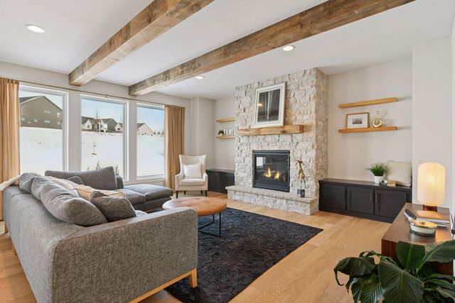 5290 Rolling Hills Parkway, Victoria, MN 55386