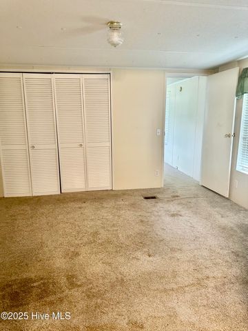 168 Greenfield Est Road, Whiteville, NC 28472