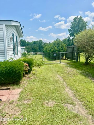 168 Greenfield Est Road, Whiteville, NC 28472