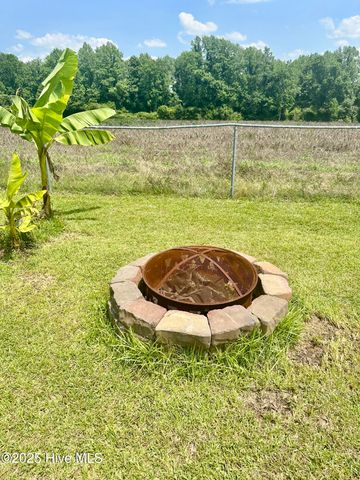 168 Greenfield Est Road, Whiteville, NC 28472