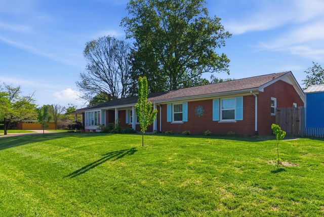 1214 Seneca Trail, Frankfort, KY 40601