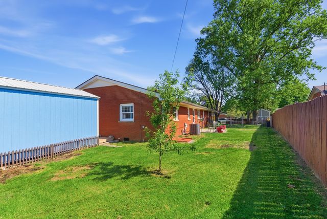 1214 Seneca Trail, Frankfort, KY 40601